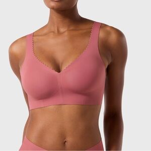 Evelyn & Bobbie ‘Evelyn’ wireless bra